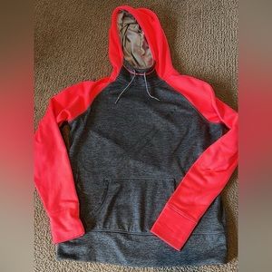 Nike Women’s Sweatshirt size Large. Like New.